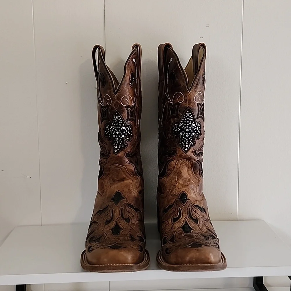 Corral Brown Embroidered Western Boots - Picture 2 of 7